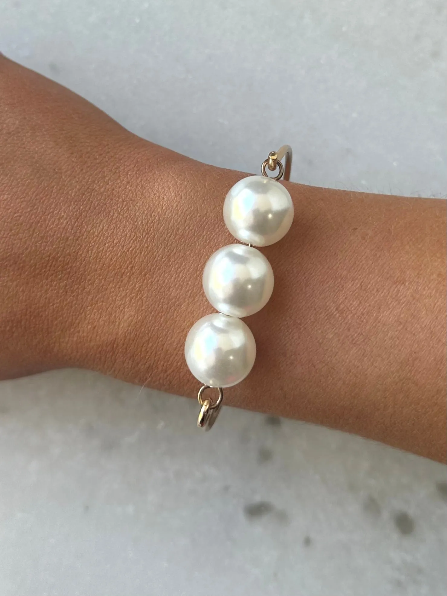 Chesney Pearl Bracelet