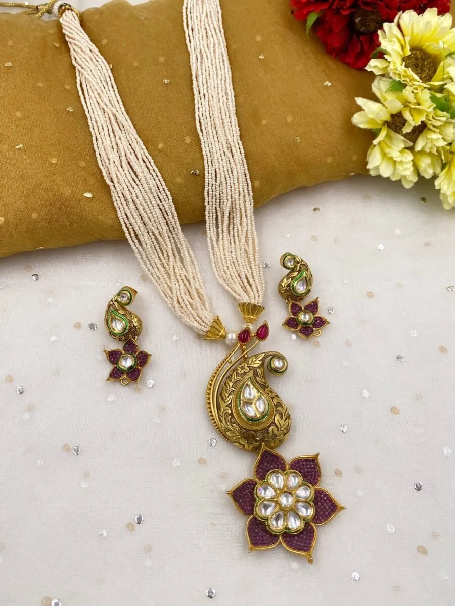 Designer Antique Floral Kundan Pendant With Pearls Necklace Set