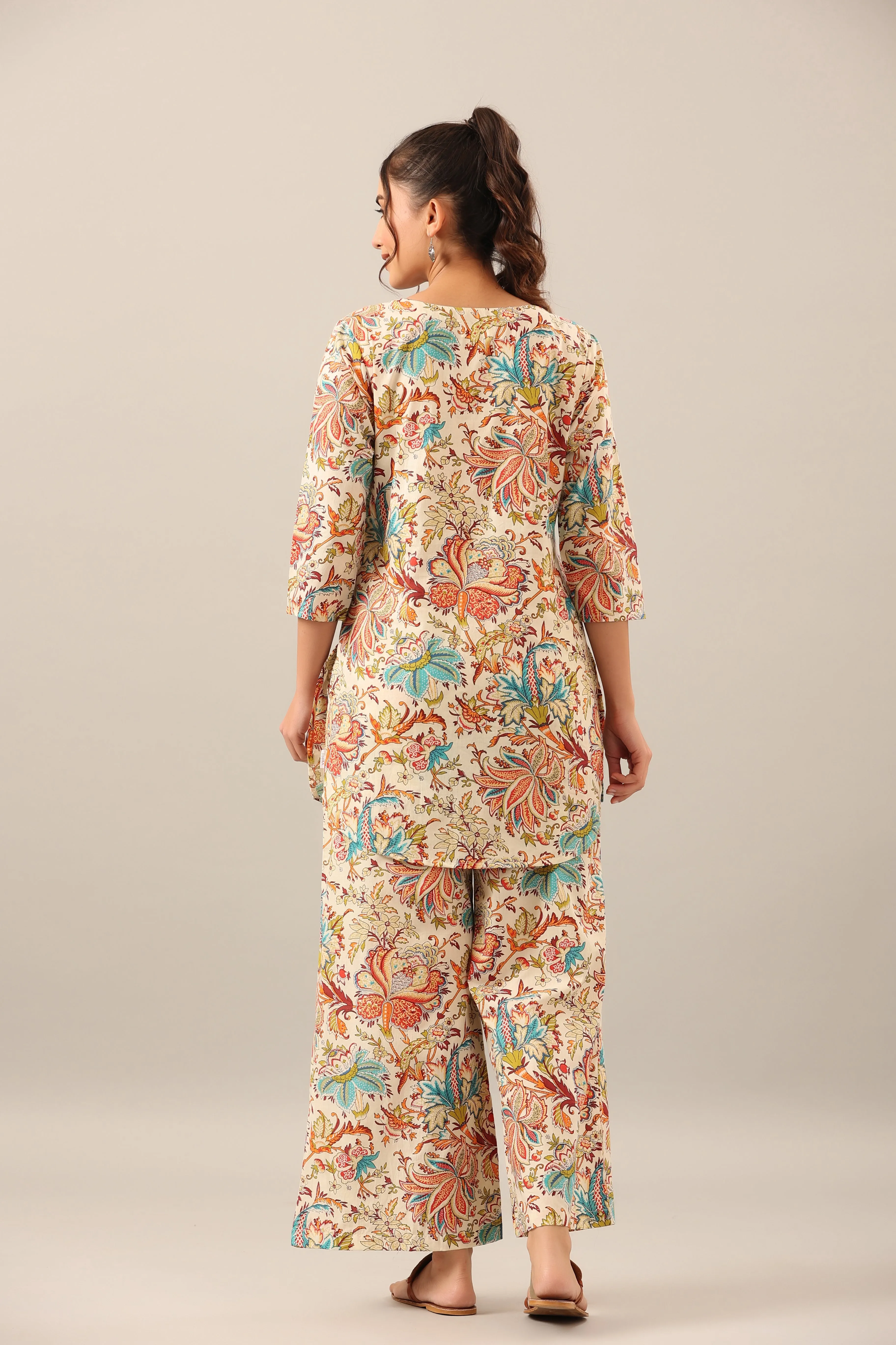 Ethnic Jaal on Cotton Loungewear Set