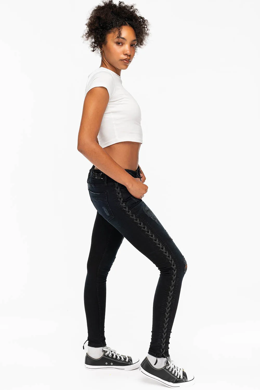 ROBIN'S WOMENS SKINNY MOTO JEANS IN F_D UP BLACK