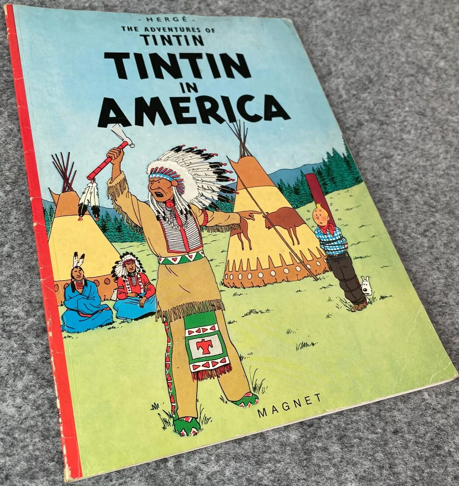 Tintin in America - Tintin Magnet UK Paperback Edition Book 1980s